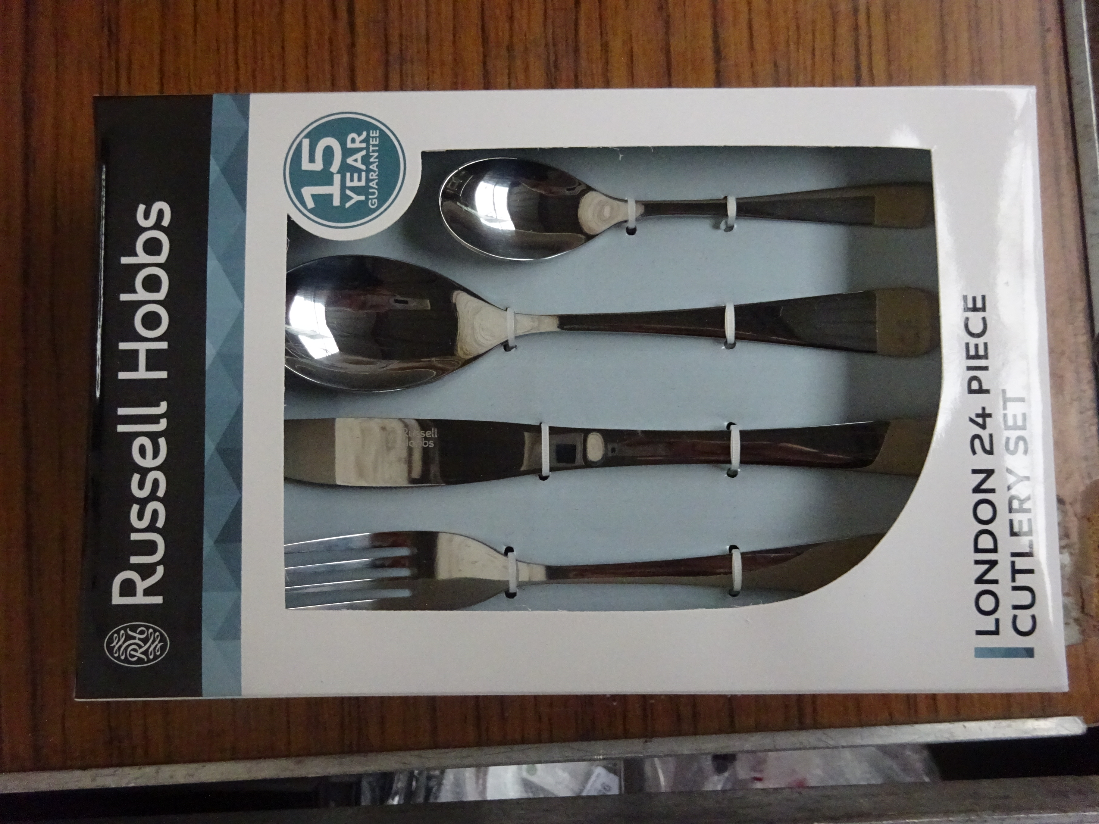 Russell Hobbs London 24pc cutlery set