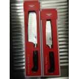 2 Paderno knives 1 large, 1 small