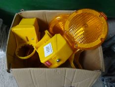 4 flashing marker lights