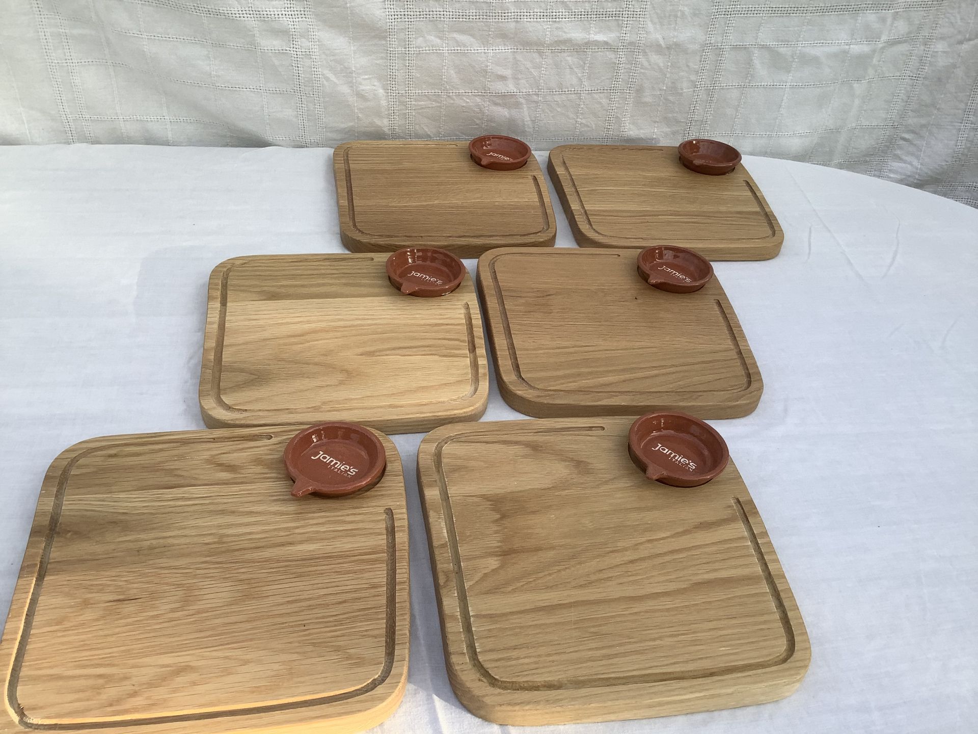 6 steak boards 25cm x 25cm with inderts for dipping dish plus 6 branded terracotta dipping dishes