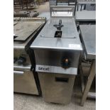 Lincat single tank gas fryer