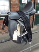 17.5ins black leather/synthetic Wintec 500 saddle, with red gullet and girth strap.