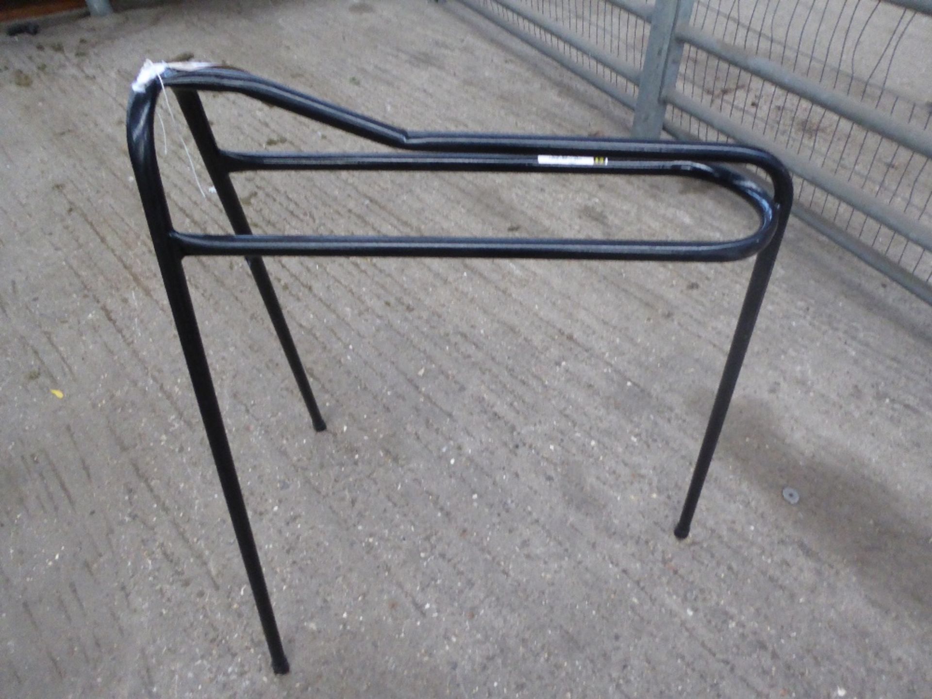 1 x saddle rack