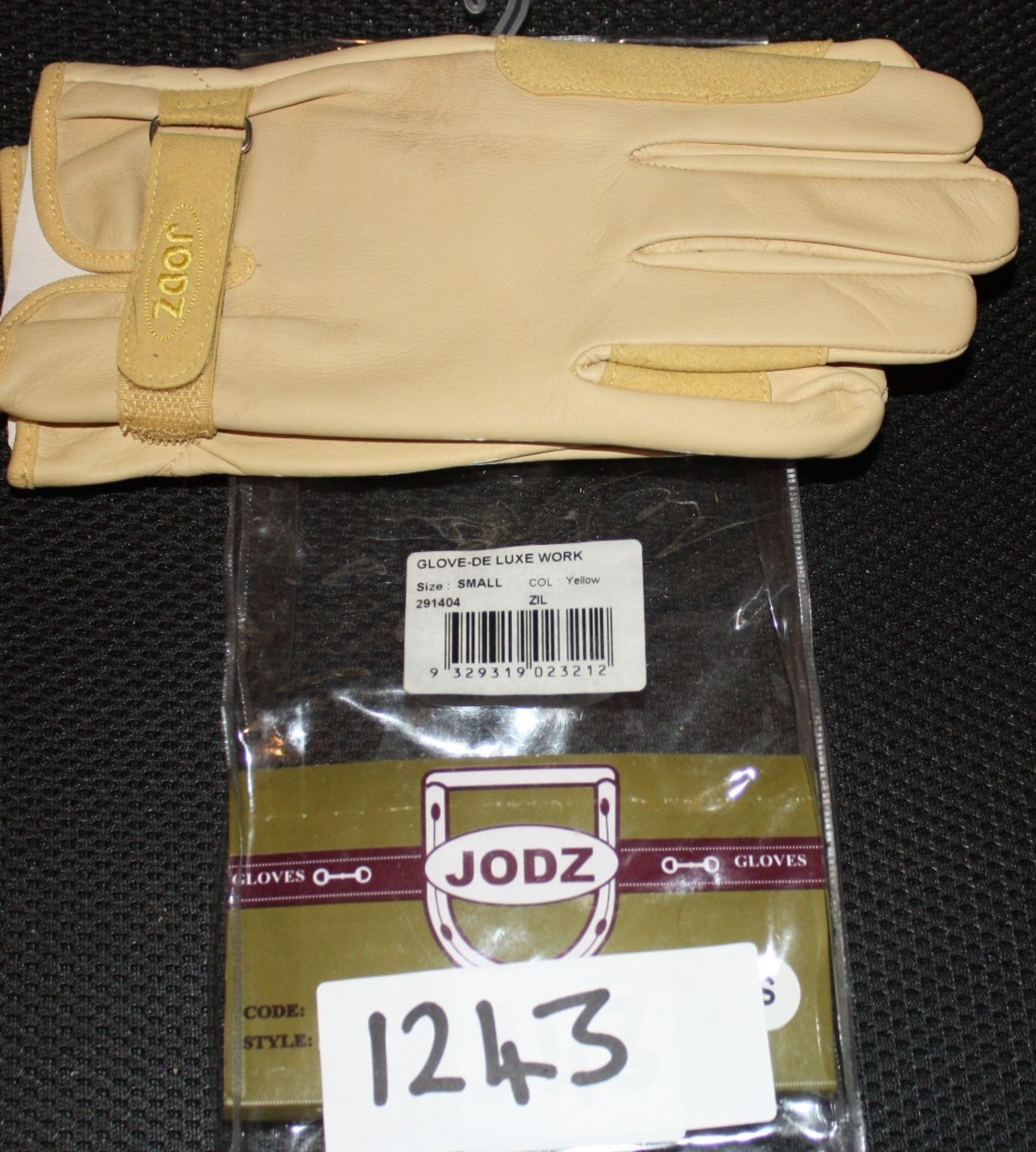 Zilco leather driving gloves, size S