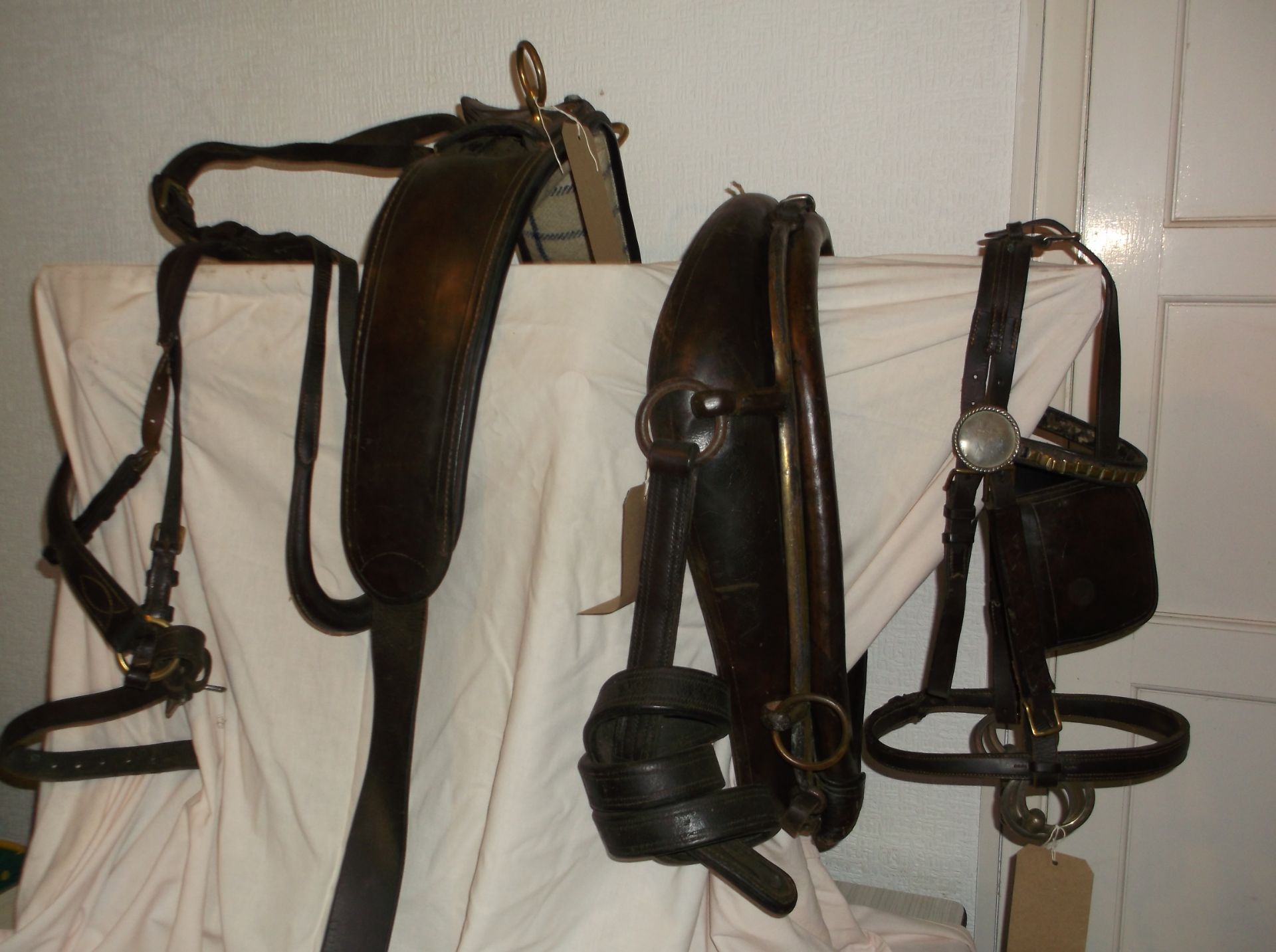 Set of brown leather/brass harness to fit a 14.2hh pony