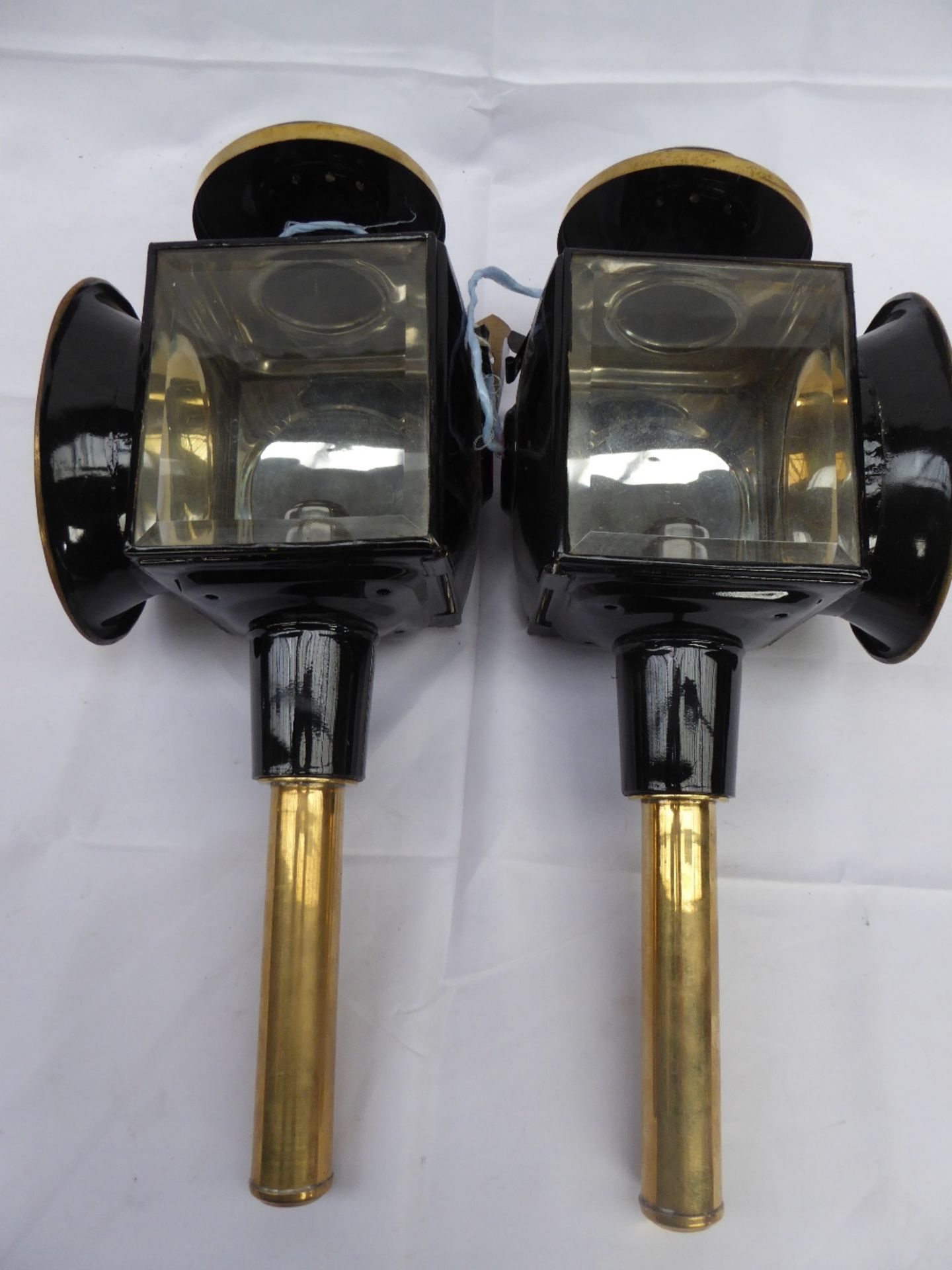 Pair of brass carriage lamps with oval fronts - carries VAT - Image 2 of 2