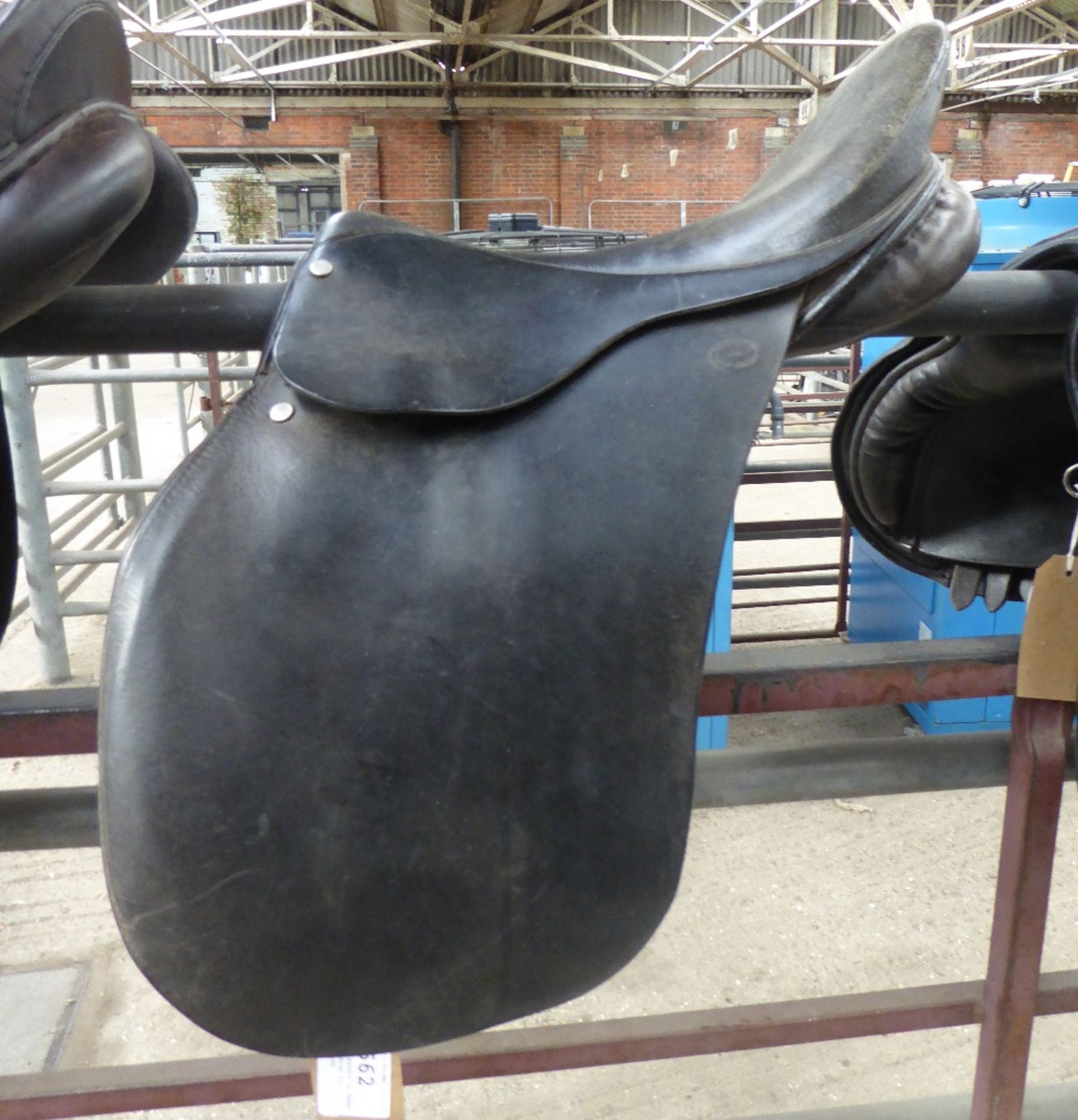 16.5ins saddle by Tower Farm, medium fit - carries VAT