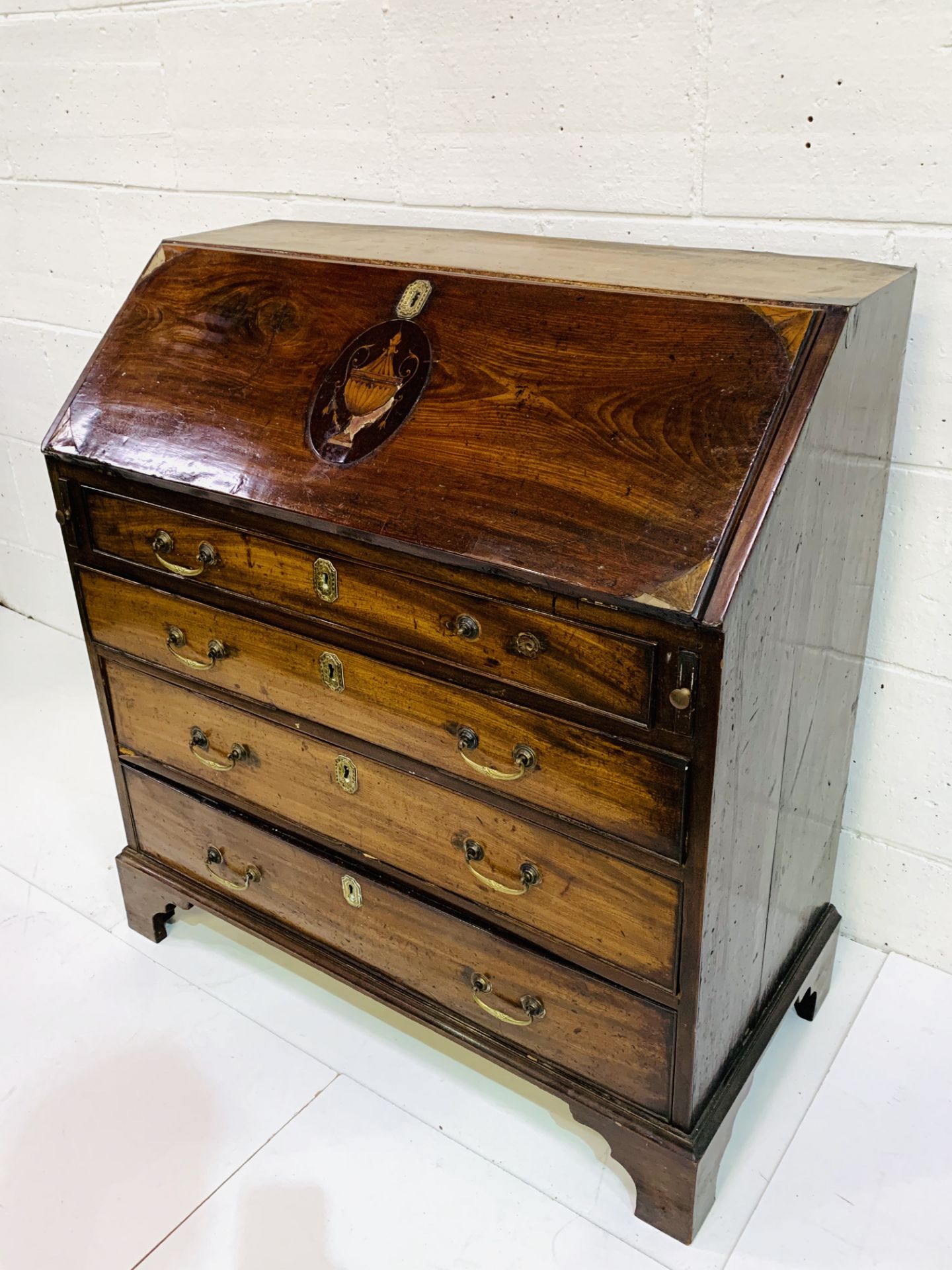 Georgian mahogany bureau with inlay to front. - Image 3 of 7