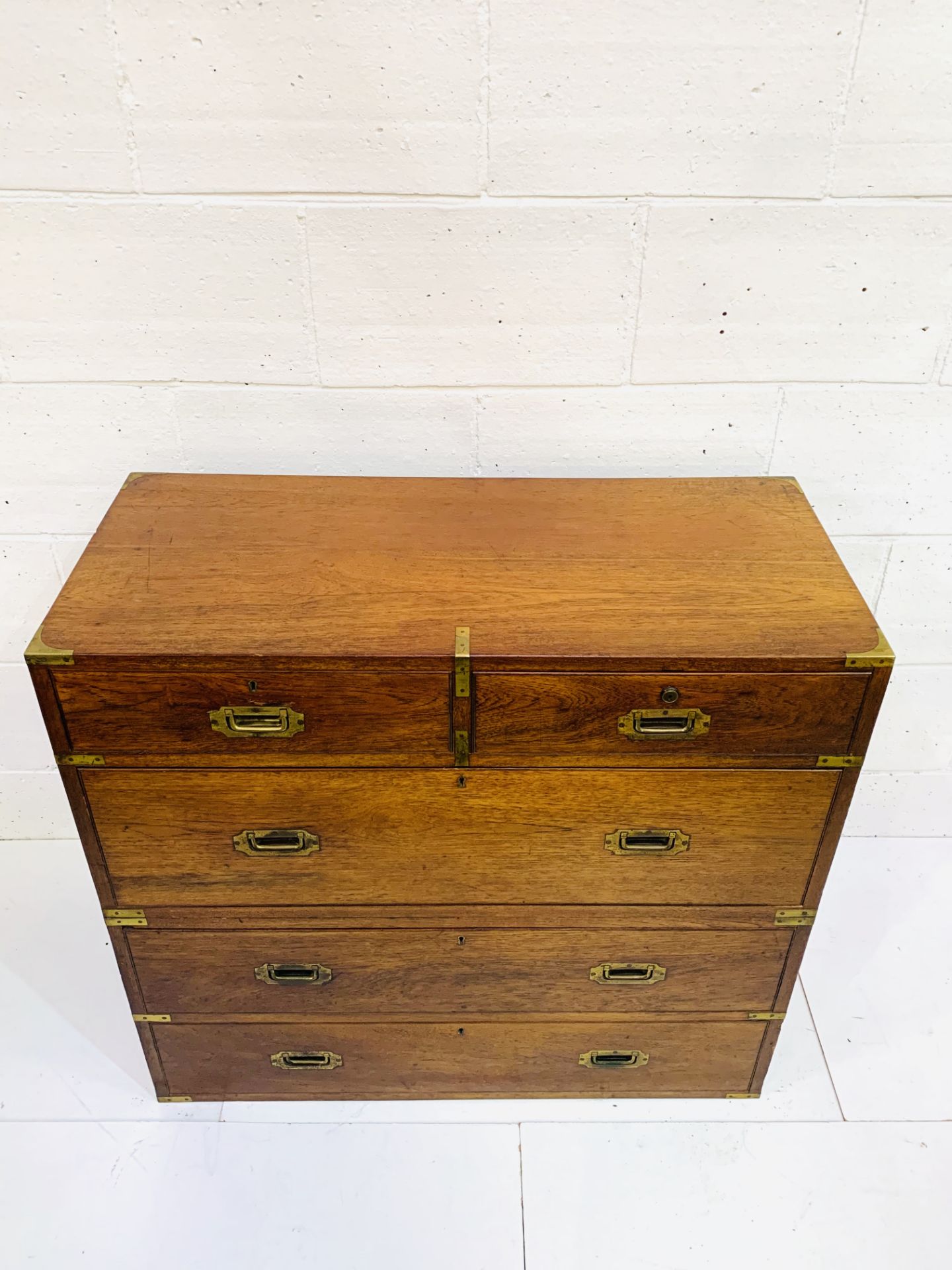 19th Century brass bound oak "Campaign" chest of two over three drawers, divides in the middle. - Image 4 of 5
