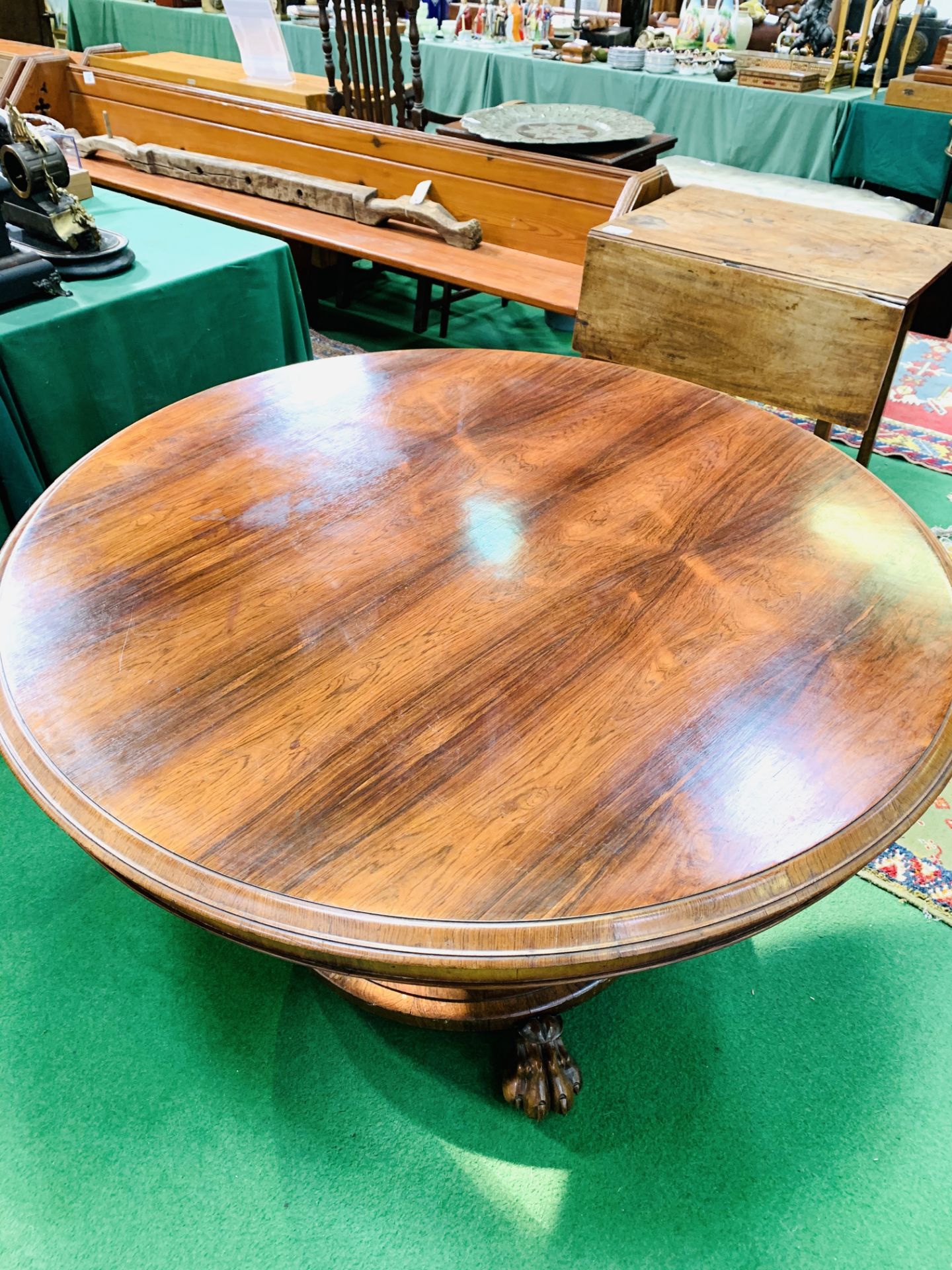Rosewood circular tilt top table on substantial rosewood pedestal - Image 2 of 5
