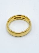 22ct gold band, size N