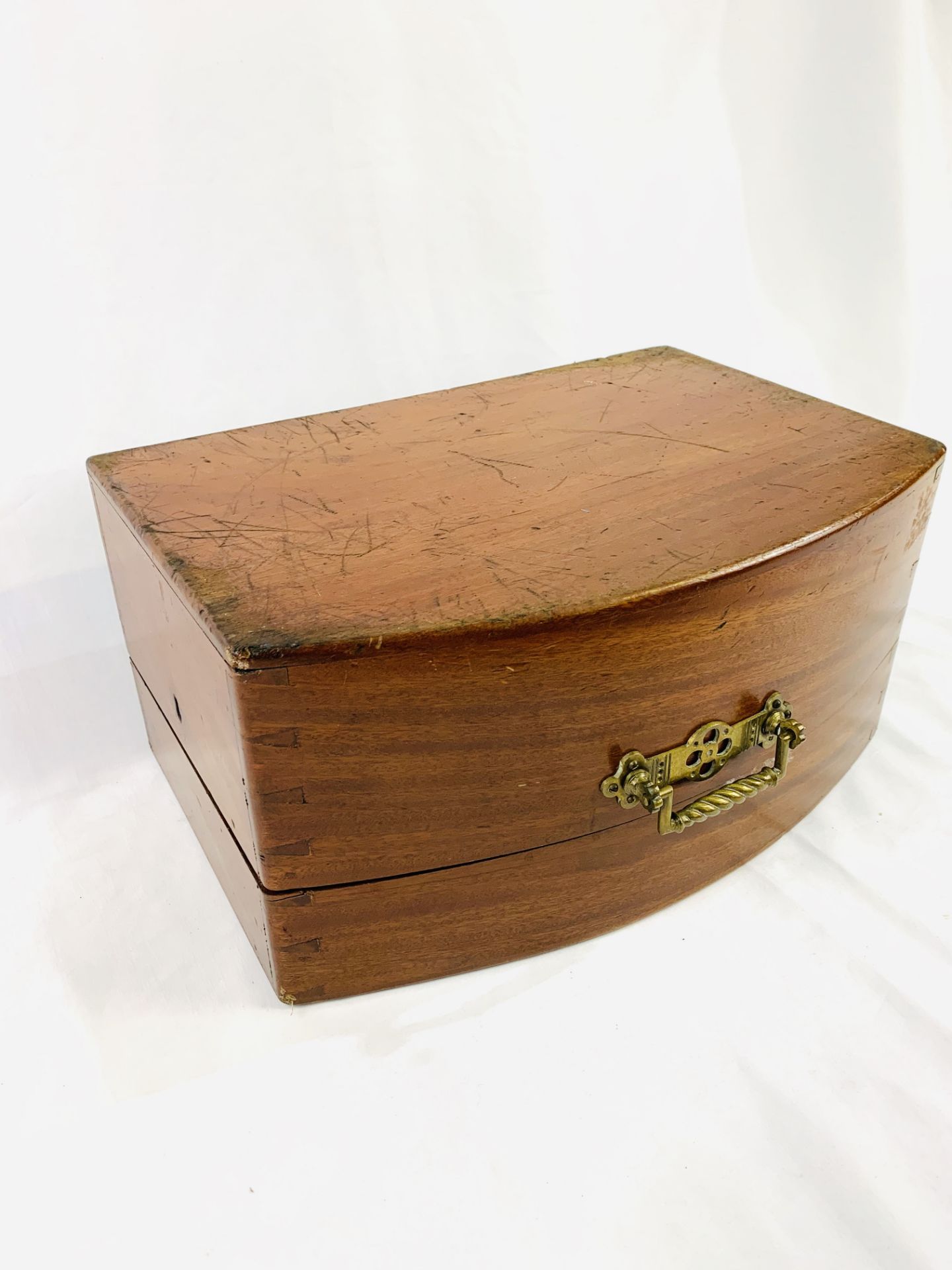 Mahogany side hinging box with brass handle and partially fitted interior, together with other boxes - Image 2 of 5