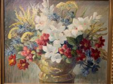 Oil on board of still life flowers, unsigned. On reverse a label handwritten Stella Wright.