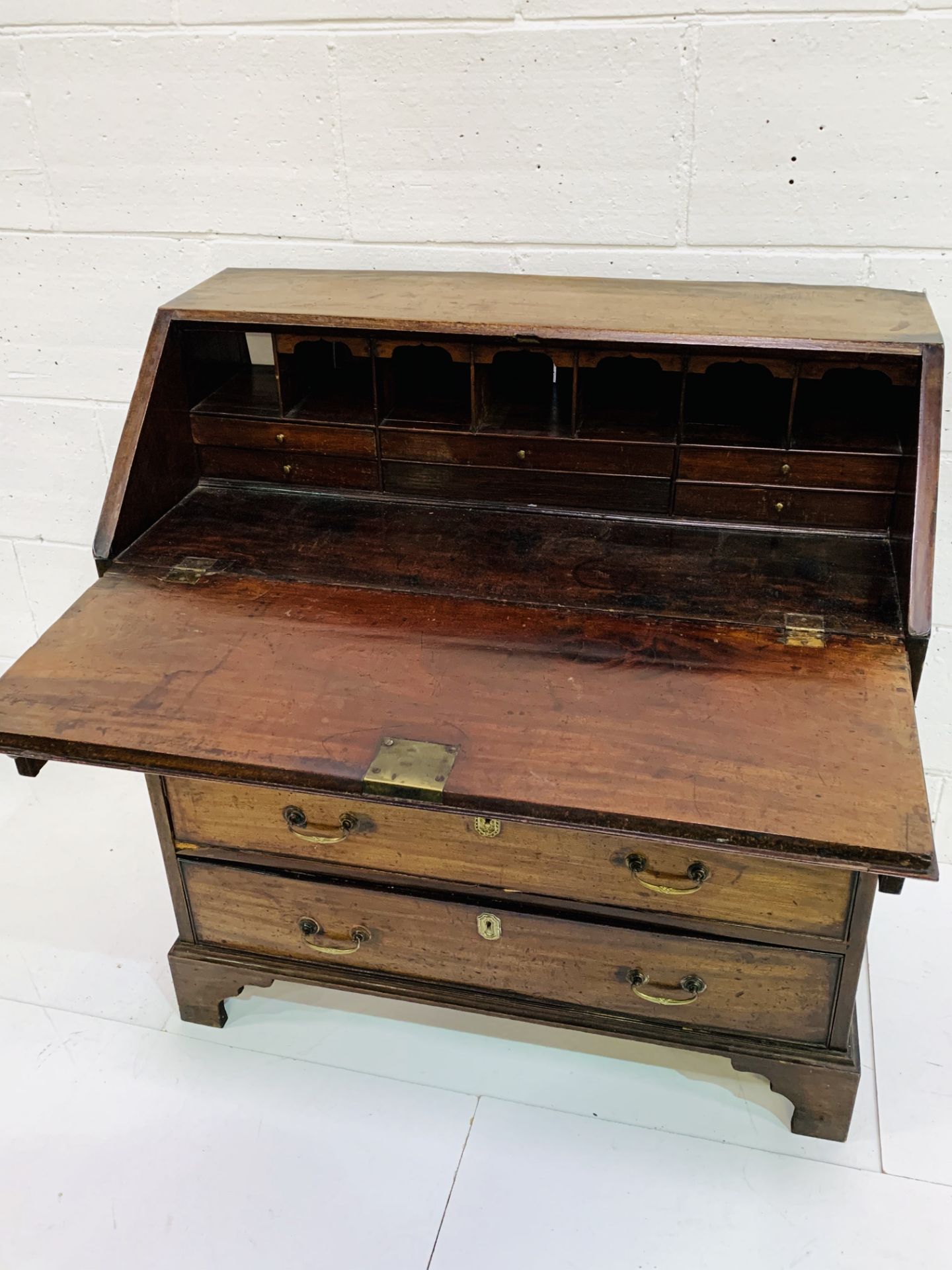 Georgian mahogany bureau with inlay to front. - Image 5 of 7