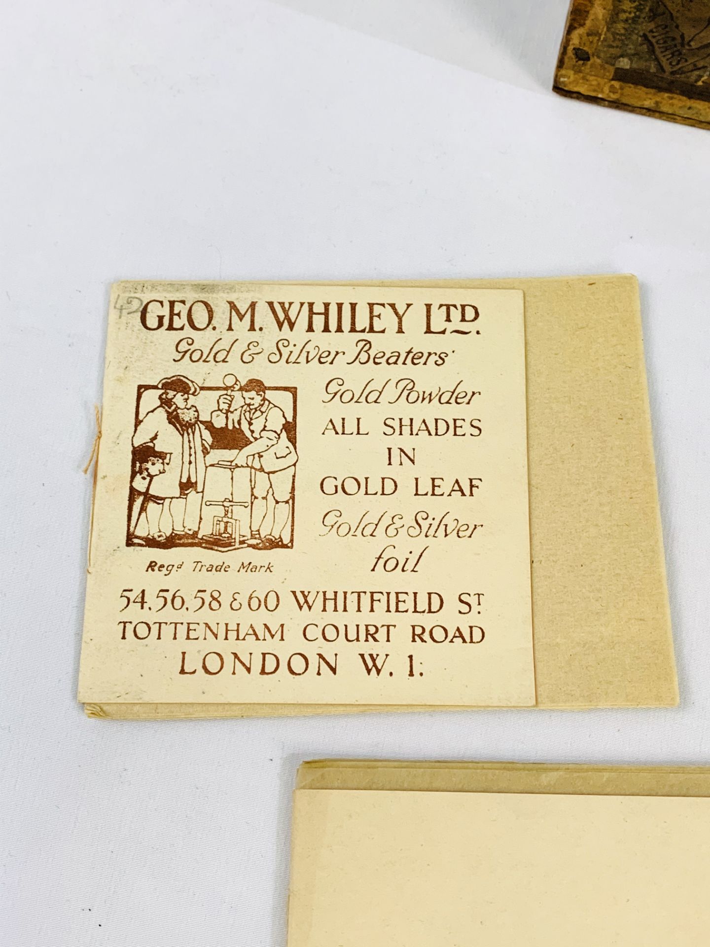 Small wooden box containing five booklets of gold and silver foil by Geo Whiley Ltd - Image 2 of 2
