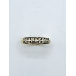 18ct gold and diamond ring, size N1/2