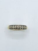 18ct gold and diamond ring, size N1/2