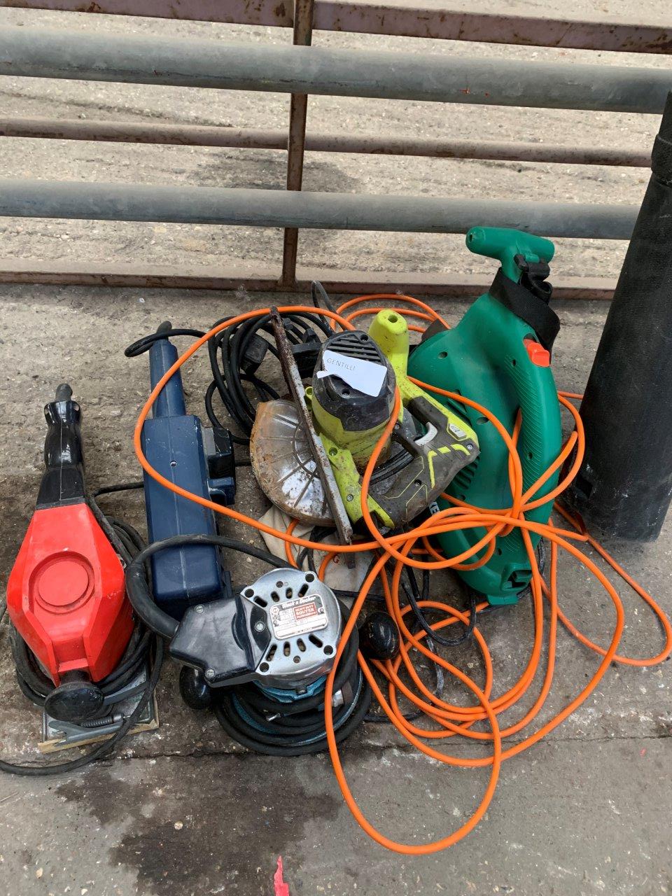 Leaf blower, sander, Black and Decker router, circular saw. - Image 2 of 3