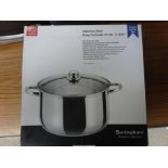 Stainless steel deep casserole pot. This item carries VAT.