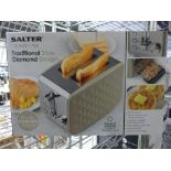 Salter 2 slice toaster. This item carries VAT.