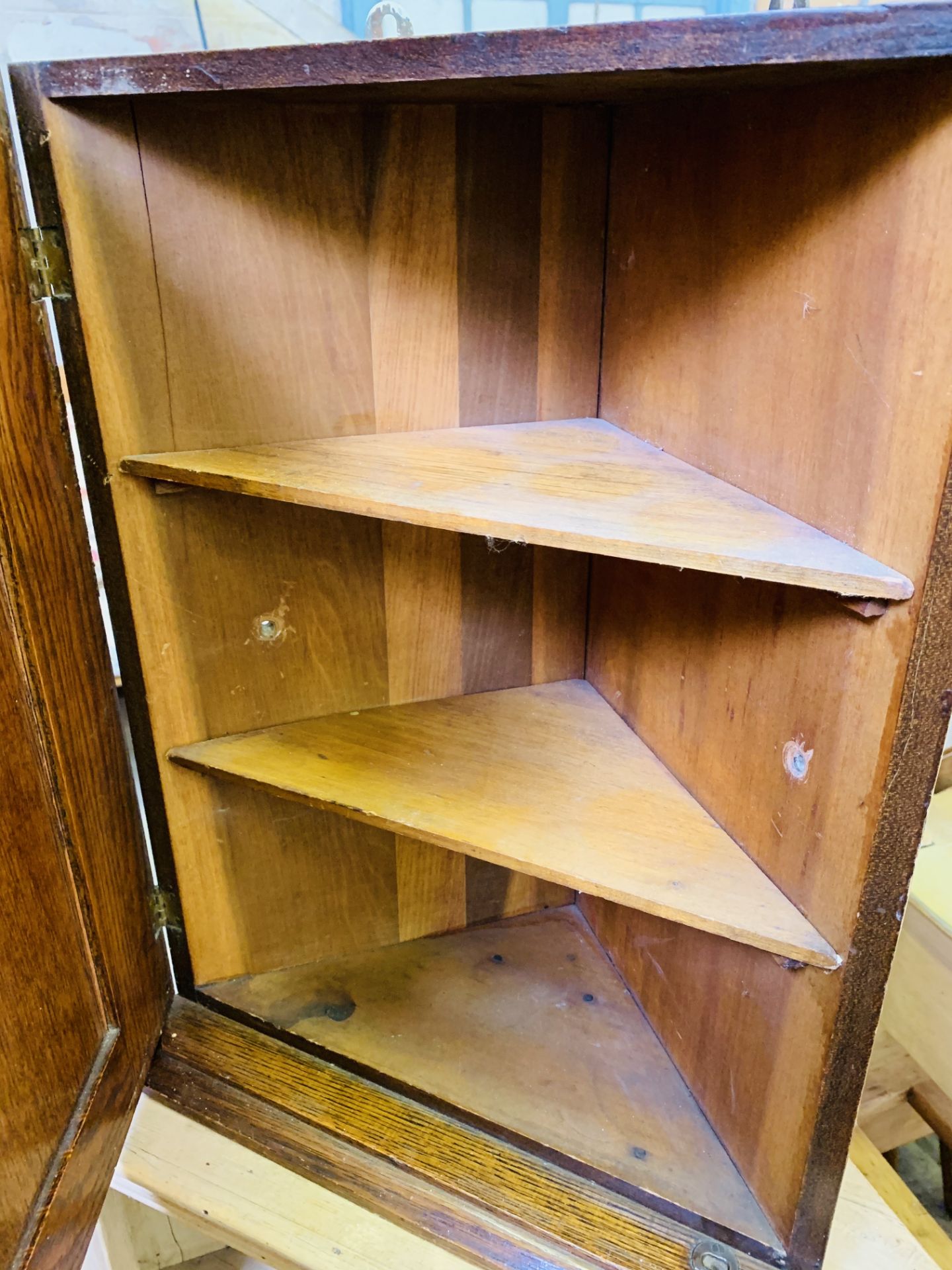 Pine three shelf corner unit, and an oak corner wall mounted cupboard. - Image 3 of 3