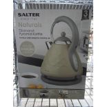 Salter kettle. This item carries VAT.