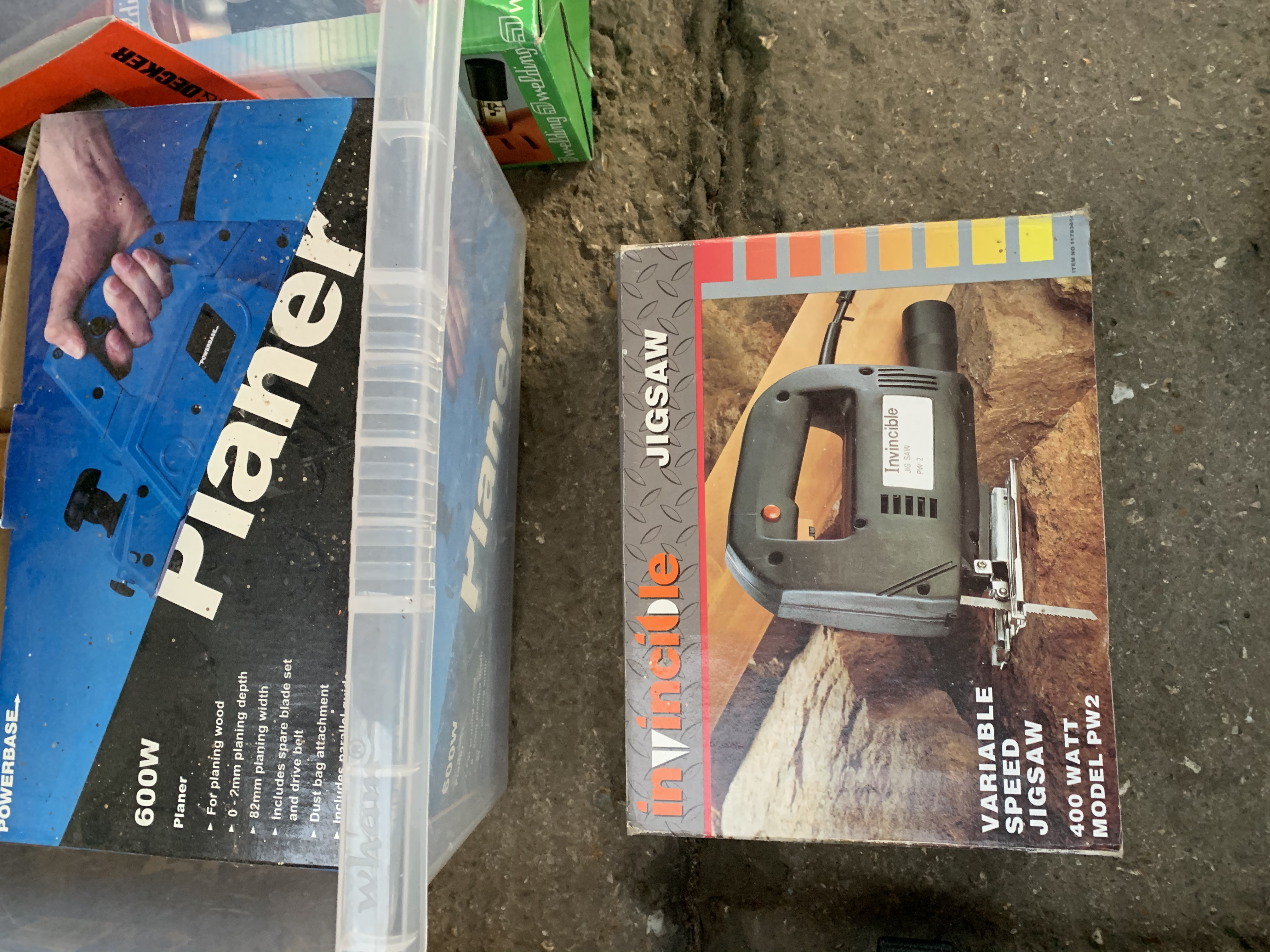 Mica portable work light; Invincible jigsaw; Powerbase planer; orbital sander; and screws - Image 2 of 3