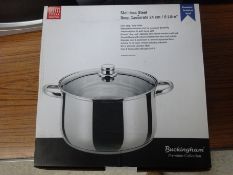 Stainless steel deep casserole pot. This item carries VAT.