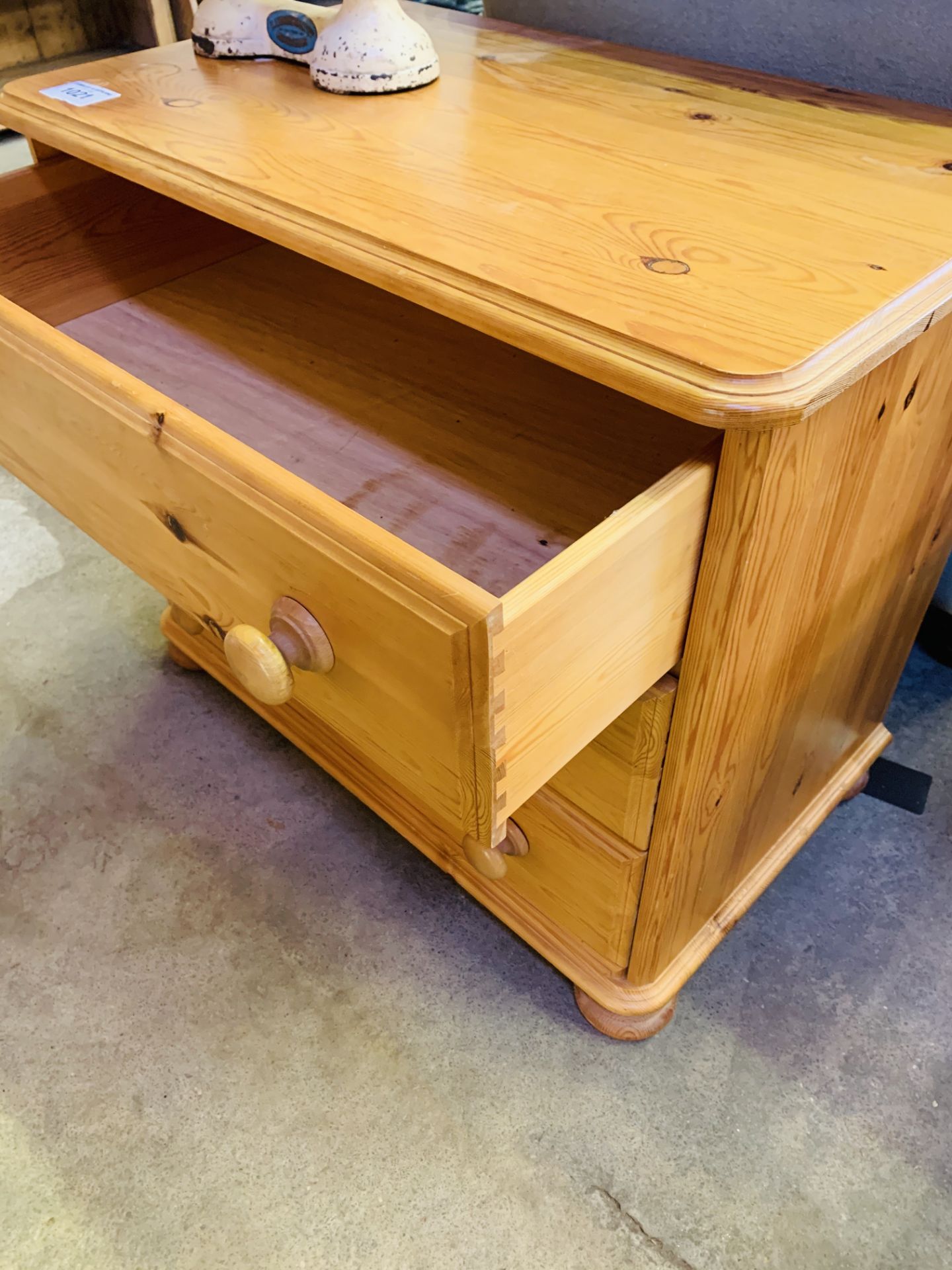 Pine chest of three drawers. - Image 2 of 2