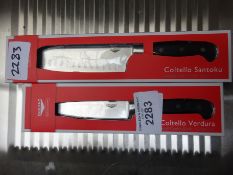 2 knives. This item carries VAT.