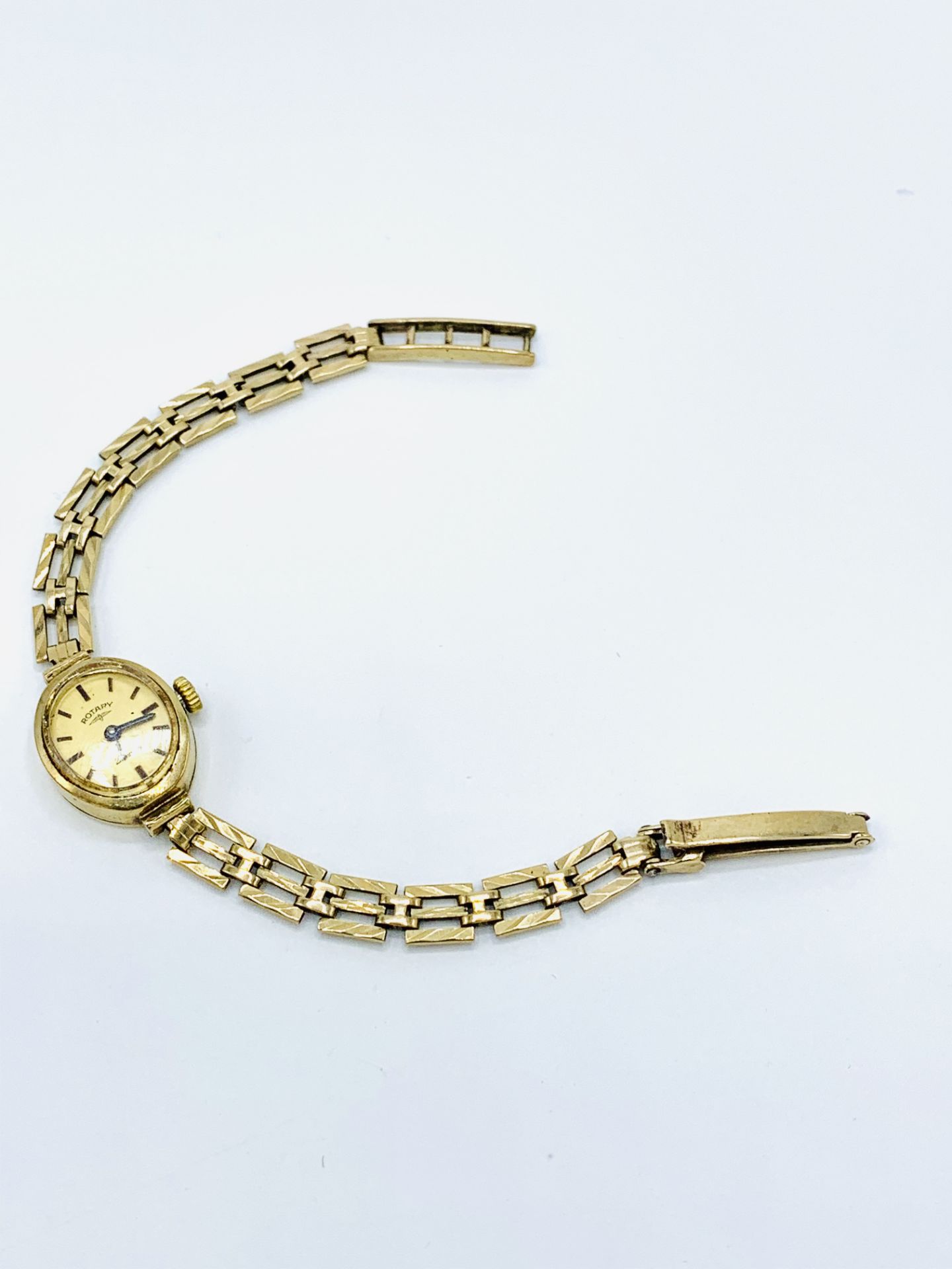 Rotary 9ct gold case lady's wrist watch with 9ct gold strap. - Image 4 of 6