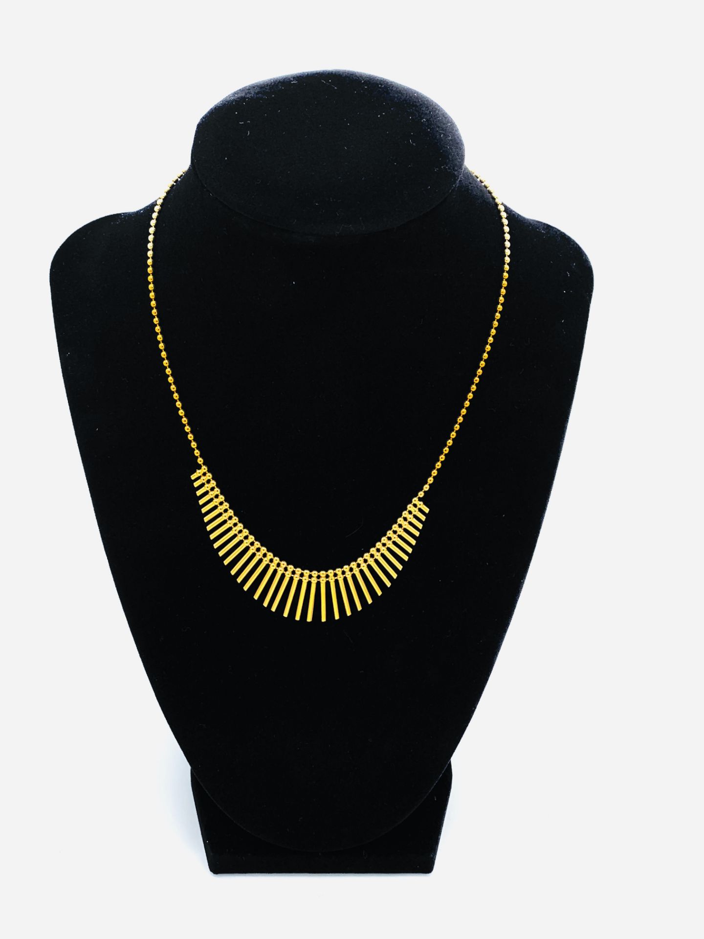 750 gold pin necklace. - Image 2 of 5