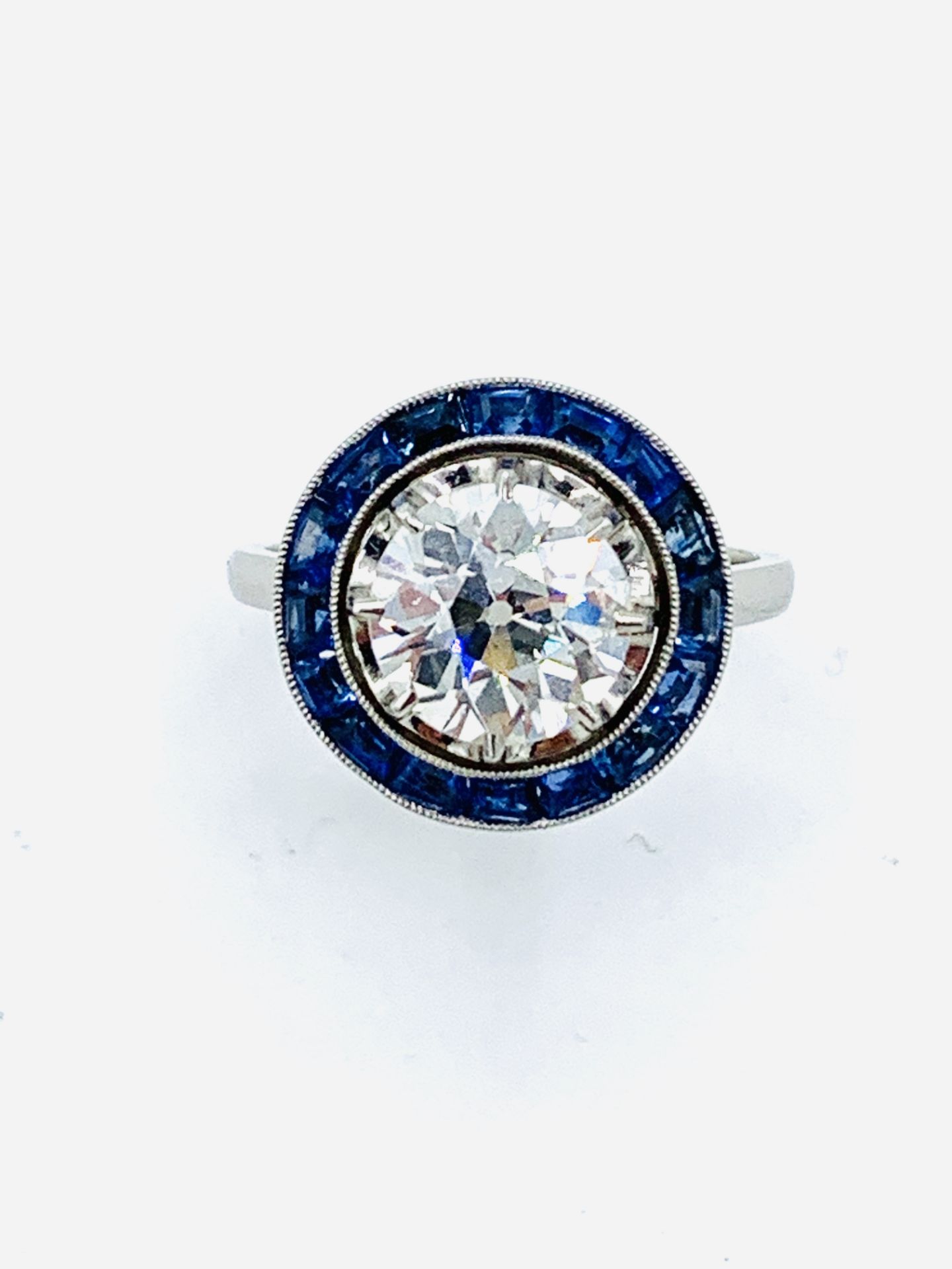 18ct white gold diamond and sapphire target ring. - Image 7 of 7