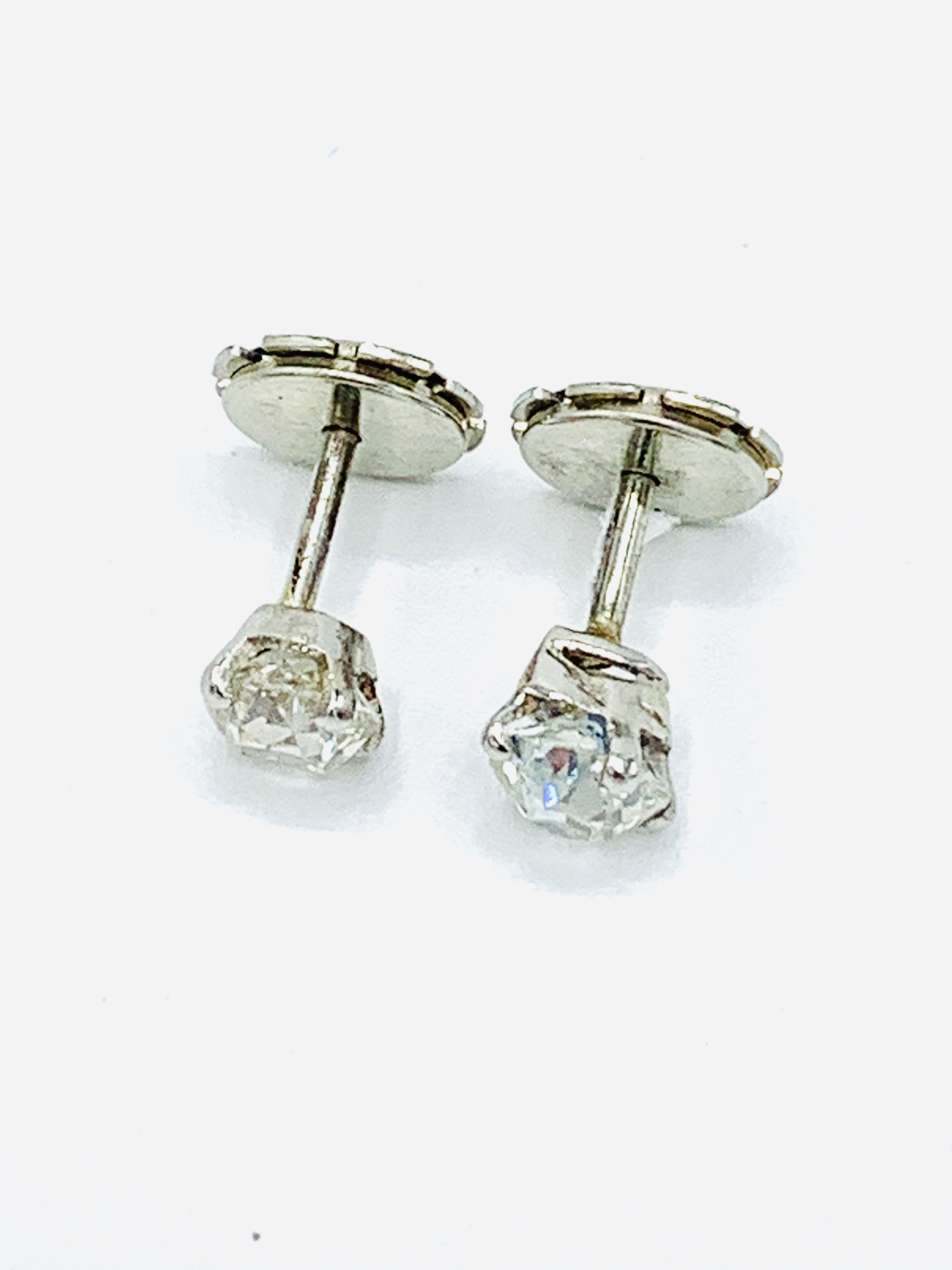 Diamond stud earrings. - Image 2 of 3