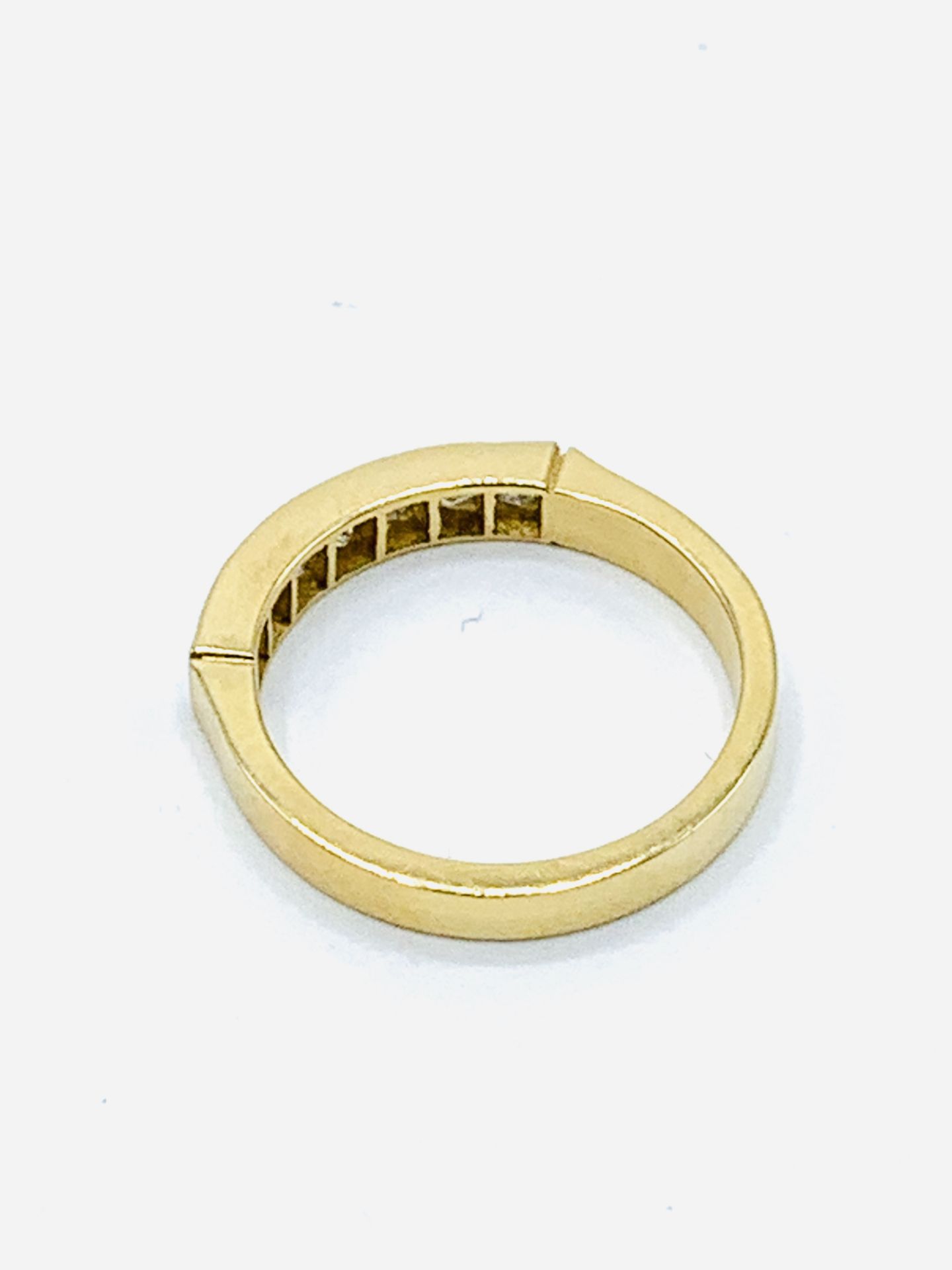 Gold and princess cut diamond ring. - Image 3 of 4