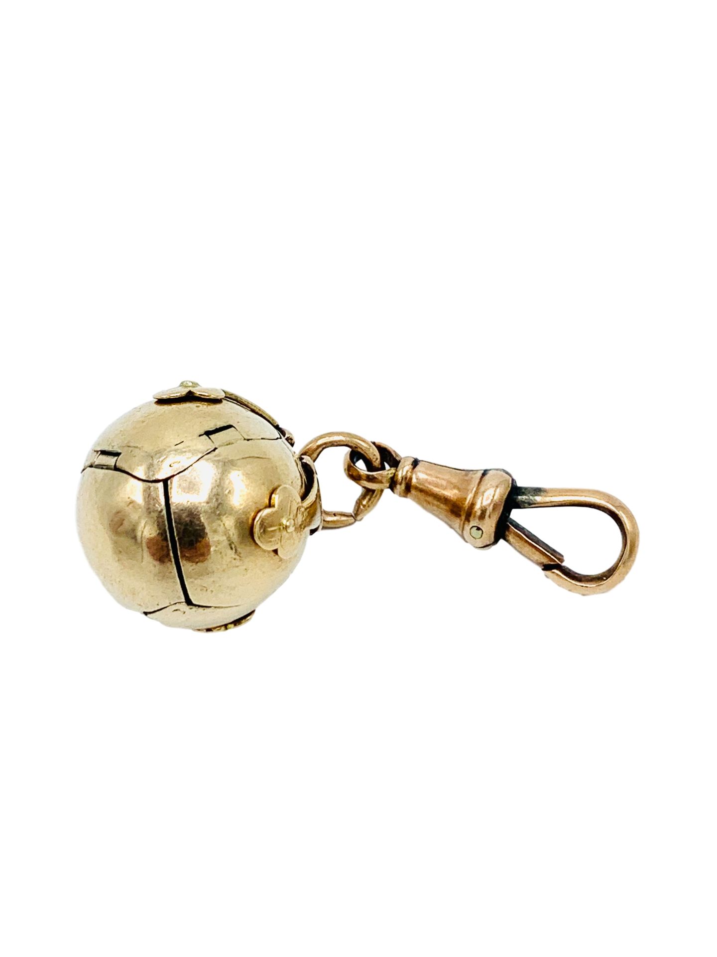 9ct gold Masonic folding orb pendant.
