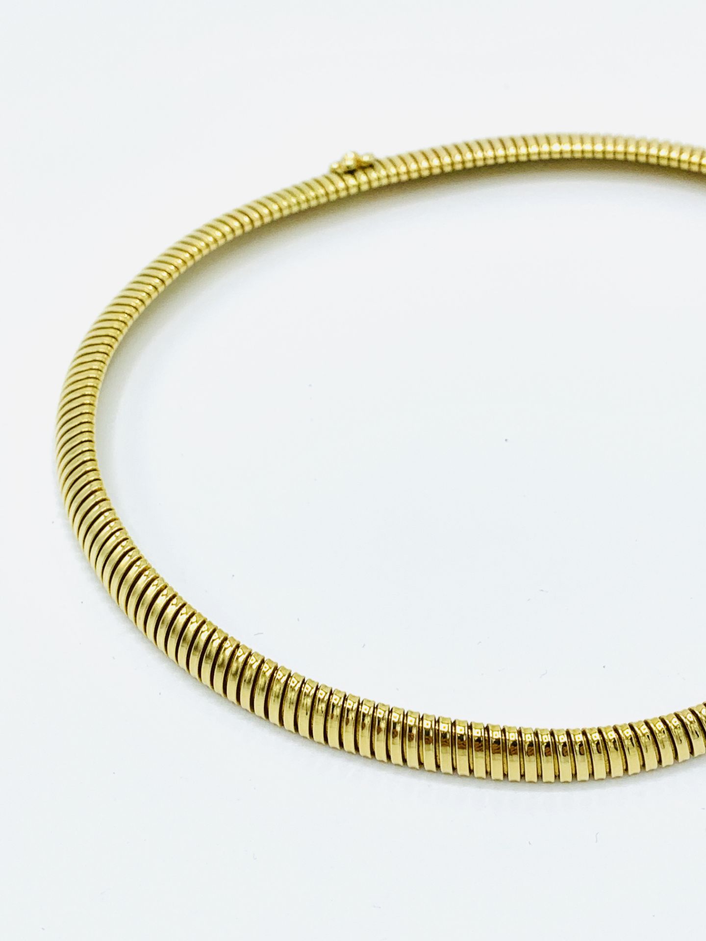 18ct gold turbogaz collar necklace. - Image 3 of 6