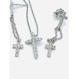 18ct white gold diamond cross by Leonaroi Gioielli, with chain and matching pendant earrings.