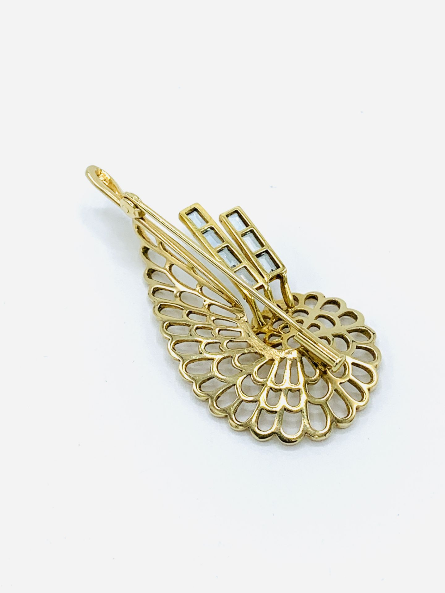 585 gold filigree brooch set with 7 aquamarines. - Image 4 of 6