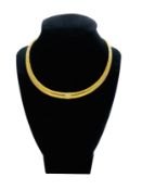 18ct gold turbogaz collar necklace.