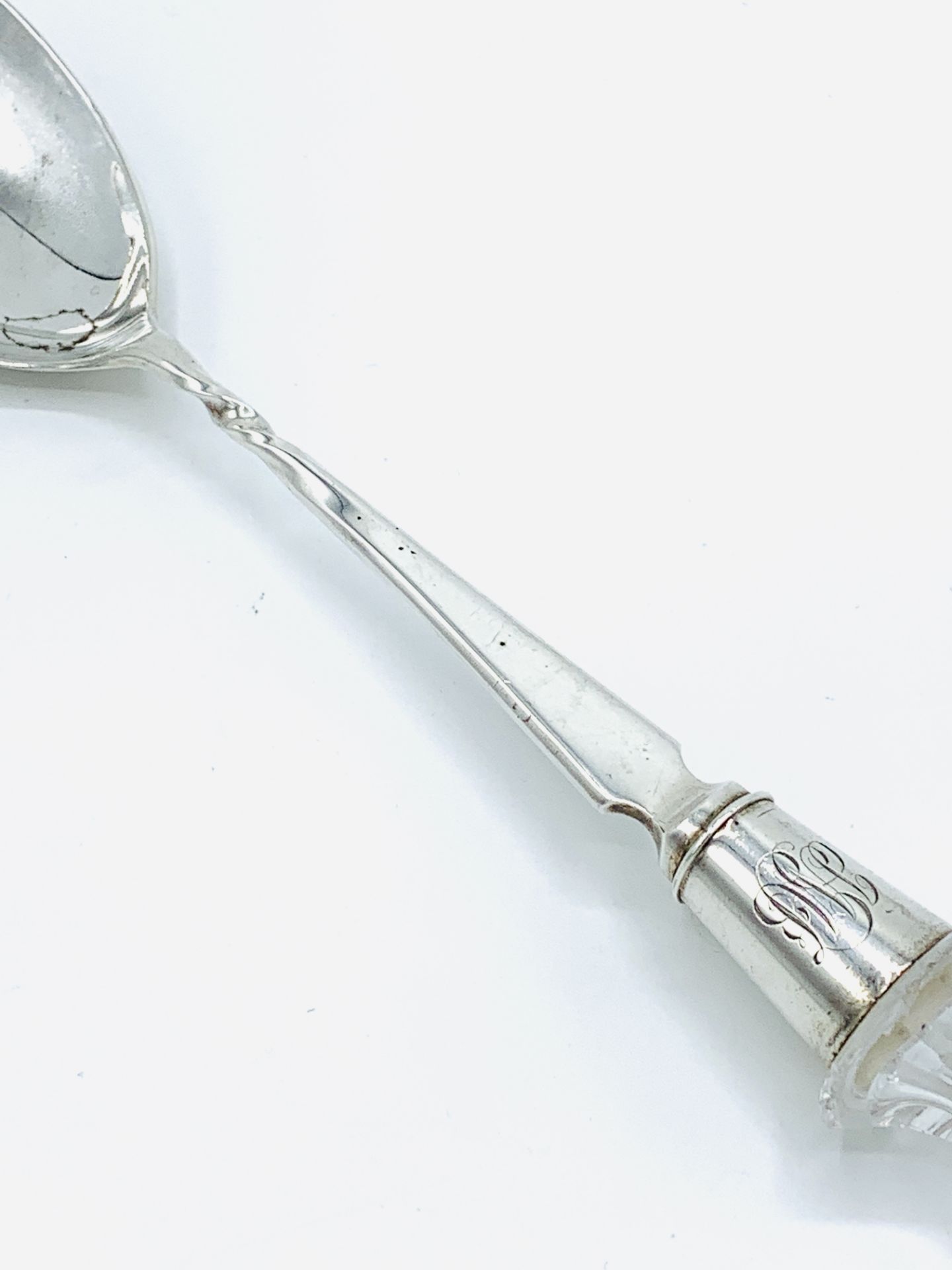 Hallmarked silver serving spoon with cut glass handle, London 1900. - Image 2 of 4