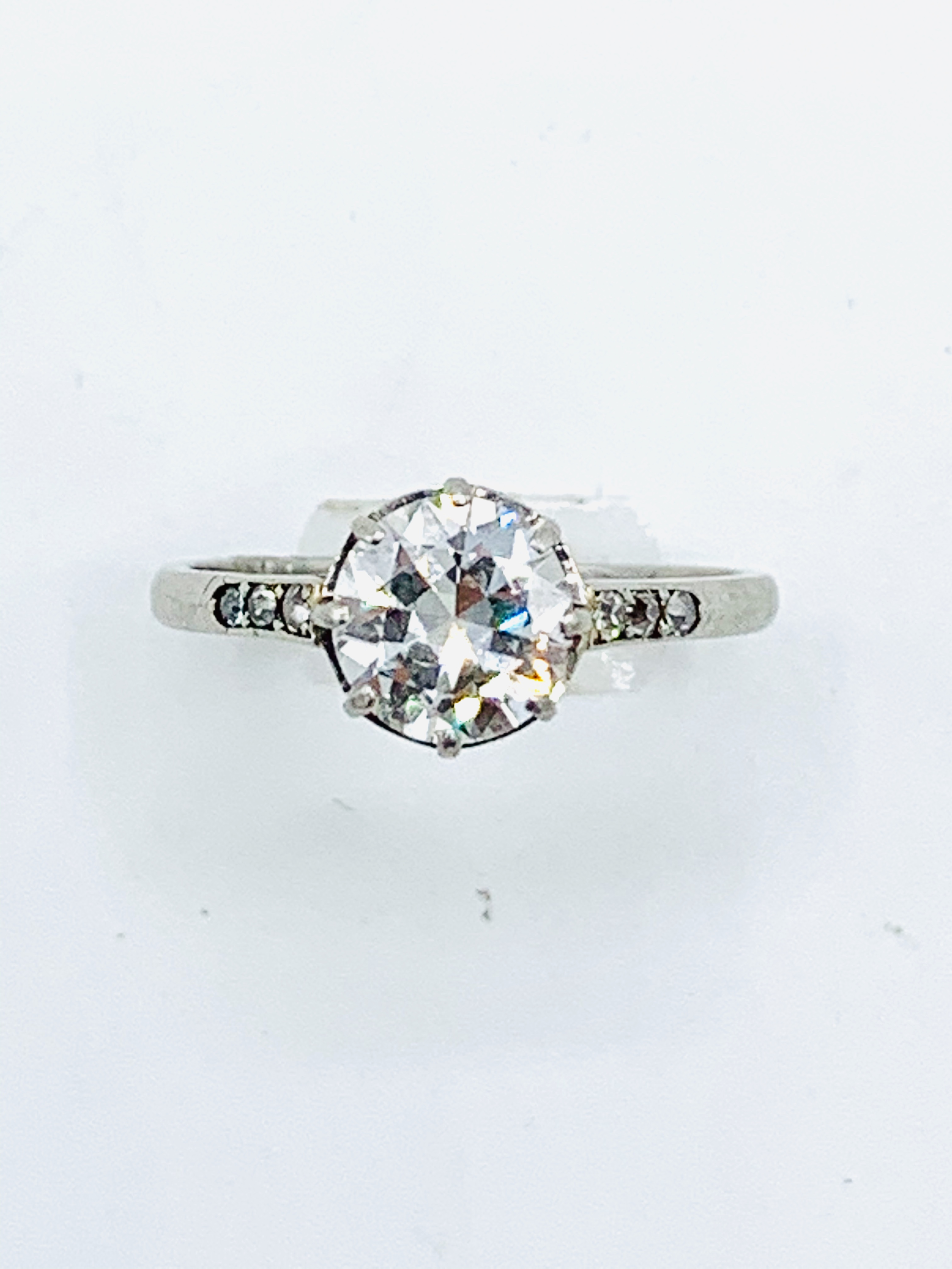 18ct white gold diamond solitaire ring with diamonds to shoulder. - Image 2 of 8