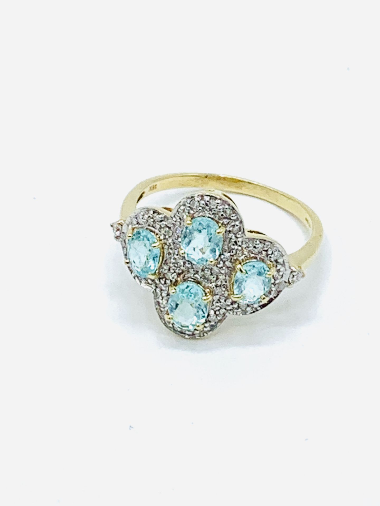 18ct gold aquamarine and diamond dress ring. - Image 4 of 5