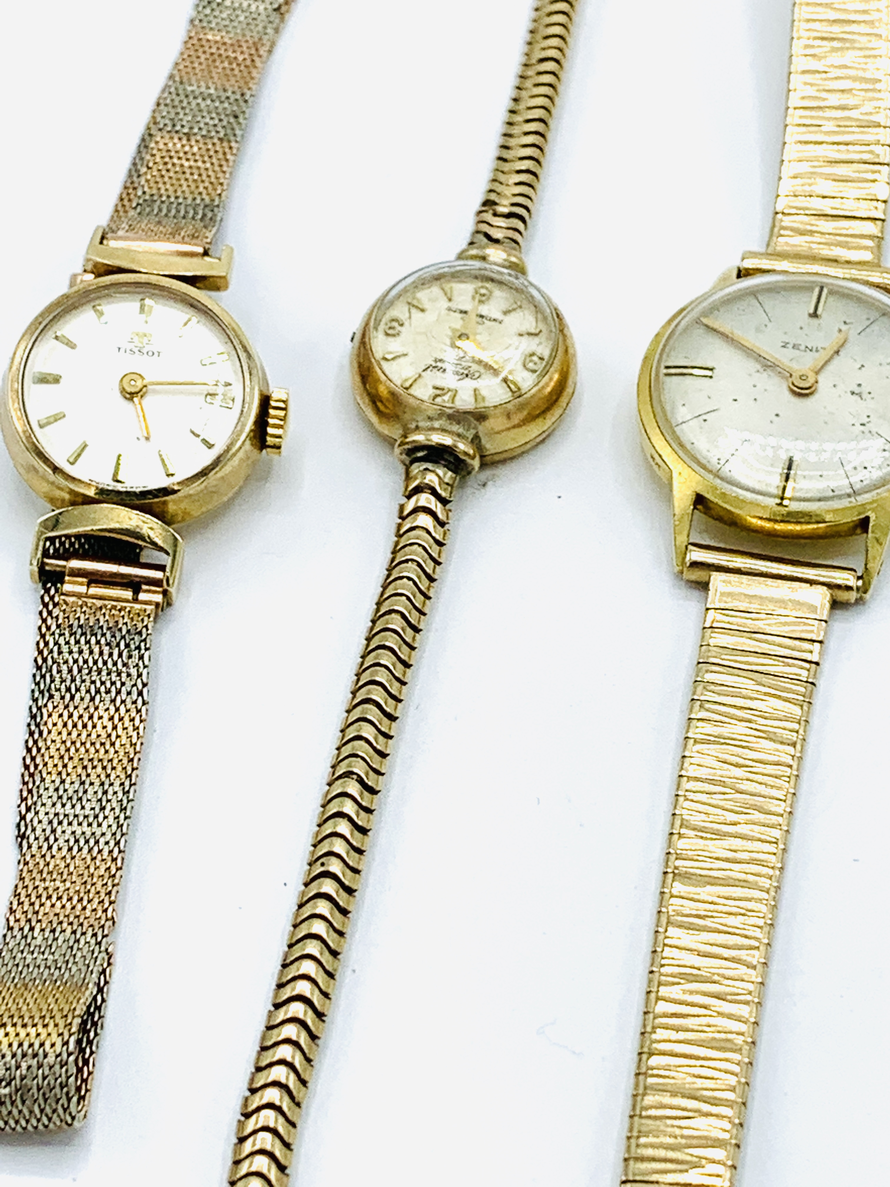 18ct gold cased Zenith lady's wristwatch; a 9ct gold Tissot wristwatch; and another. - Image 4 of 4