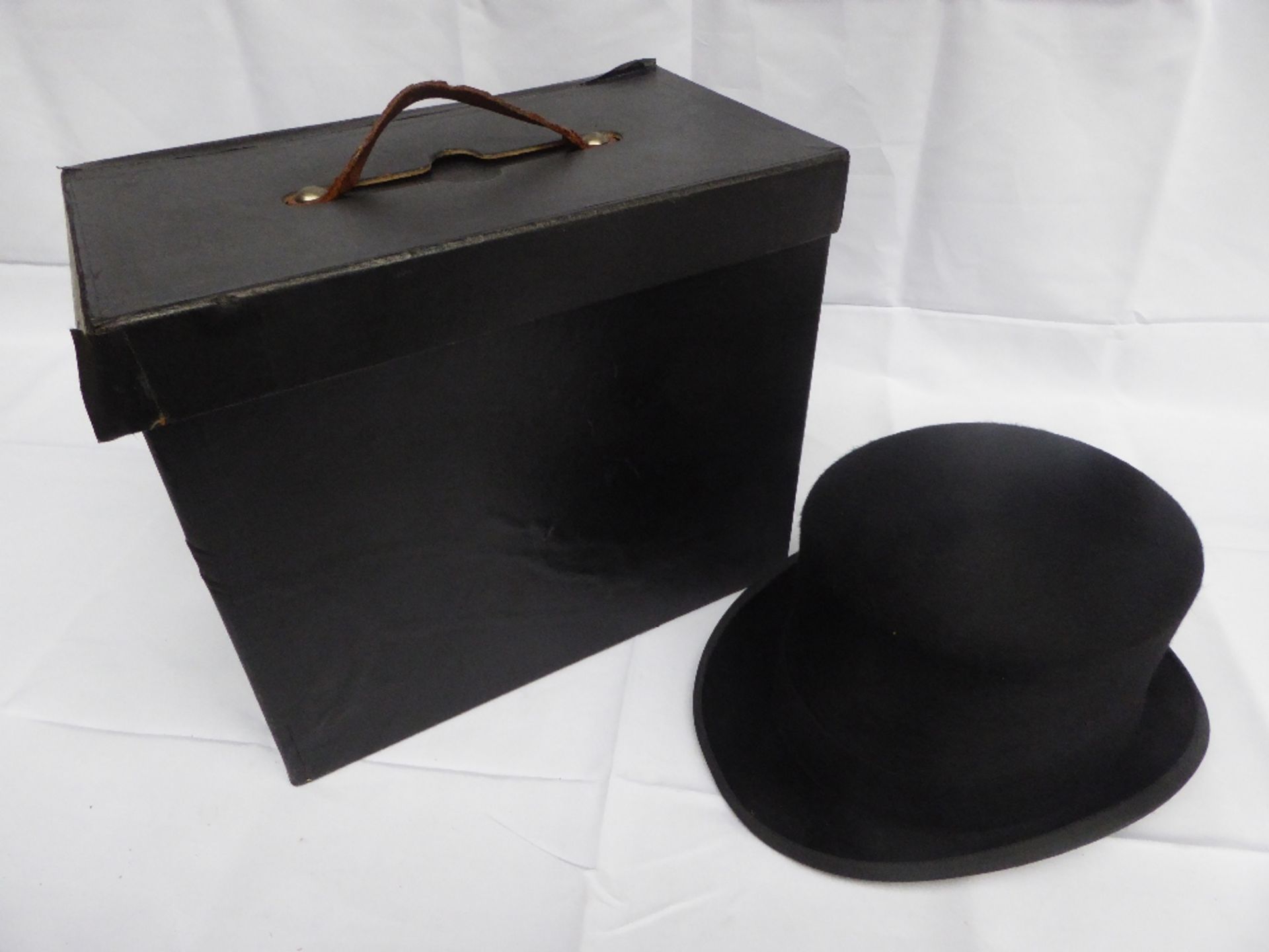 Black top hat by Christys' of London size 7, with hat box - Image 2 of 4