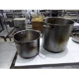 2 large cooking pots.