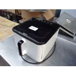 Tefal dry fryer 240v.