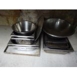 Mixed catering goods including gastronomes, baking trays, colanders.