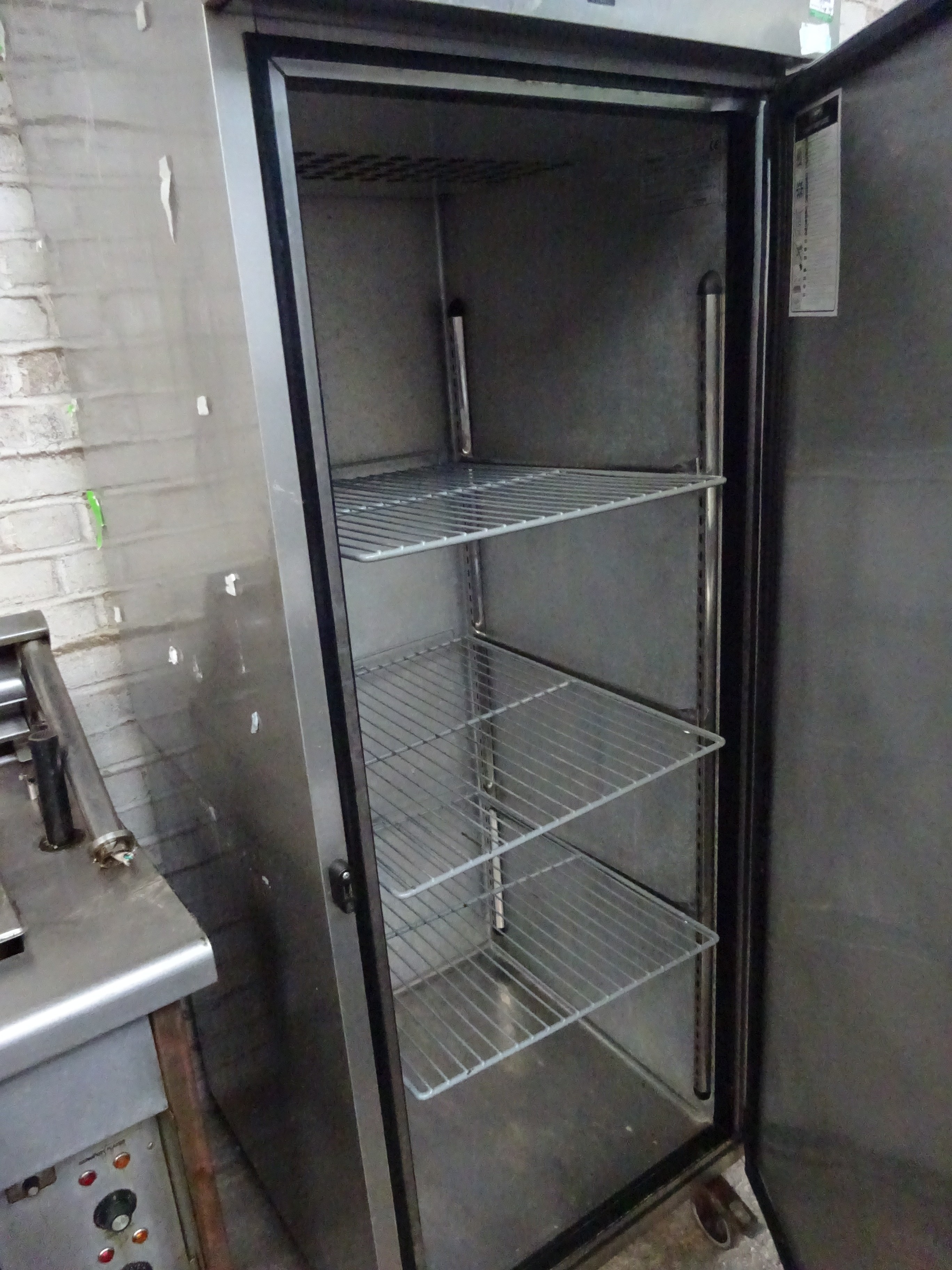 Fosters stainless steel single door upright fridge. - Image 2 of 4