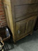 Oak early refrigerator.